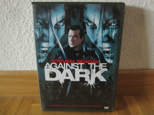DVD Against the Dark - Steven Seagal