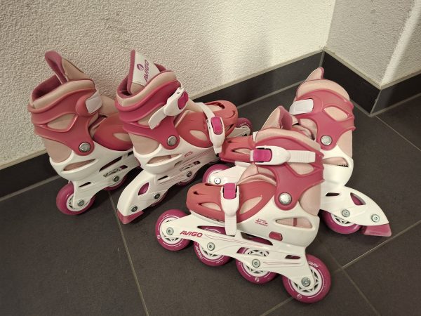 Rollers inline roses AVIGO ajustables (pointure 31-35)